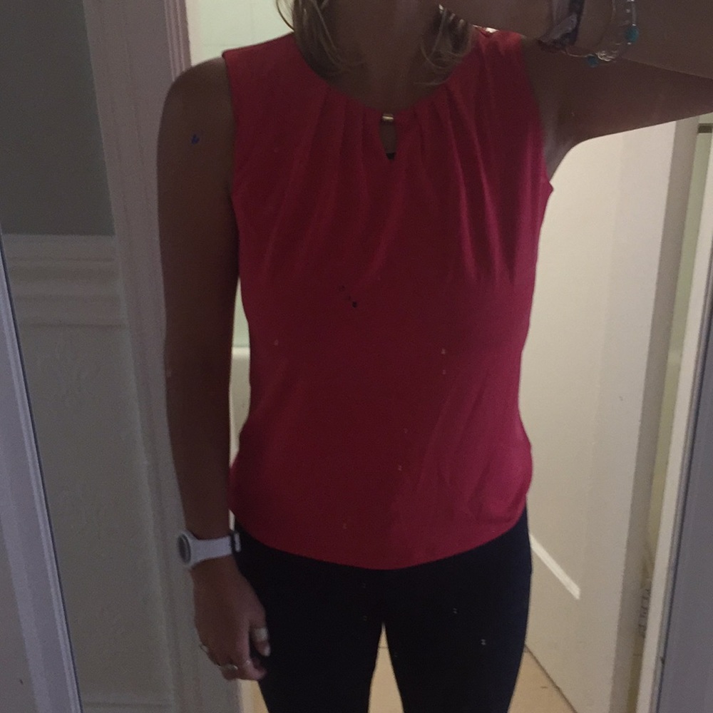 hot pink work tank